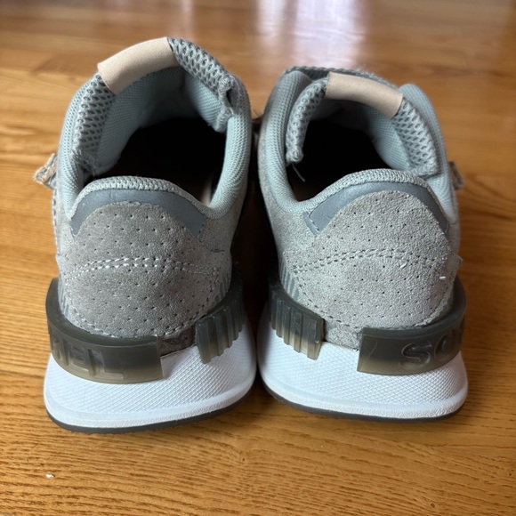 Sorel Kinetic Lite Strap Up Sneakers Shoes Dove Gray Tan Khaki Women's Size 8.5 - Picture 8 of 13